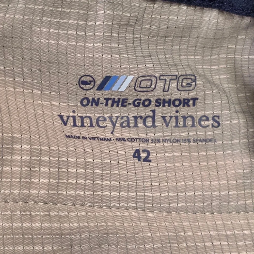 Vineyard Vines Men's Sz 42 On-The-Go Shorts Blue Performance Stretch OTG Chino‎